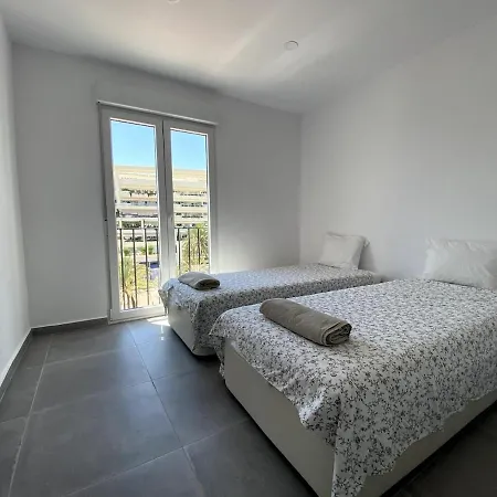 Renovated In Jardines Del Puerto Appartement