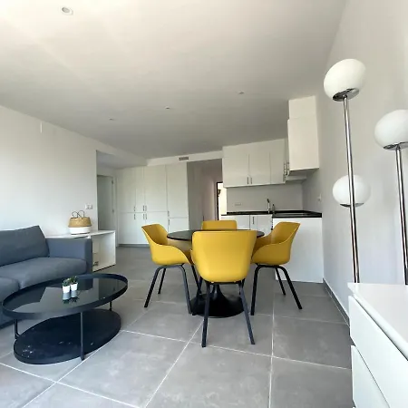 Renovated In Jardines Del Puerto *