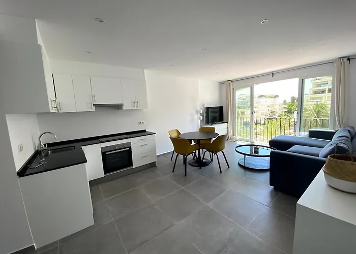 شقة Renovated In Jardines Del Puerto
